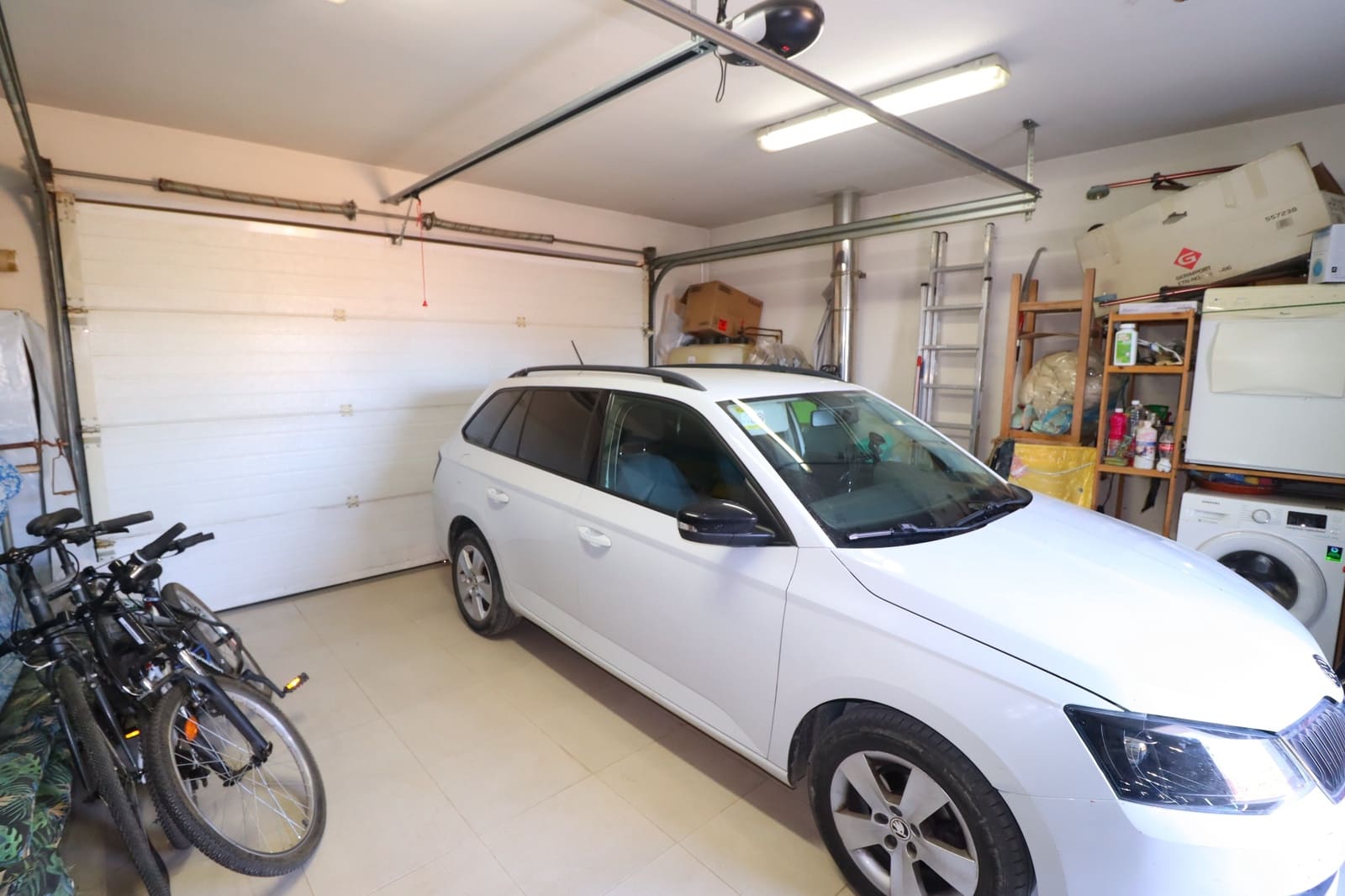 3 bedroom Villa for sale in Puerto Lumbreras with pool garage - € 399,950 (Ref: 8698707)