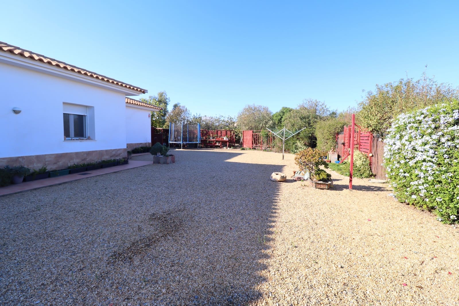3 bedroom Villa for sale in Puerto Lumbreras with pool garage - € 399,950 (Ref: 8698707)