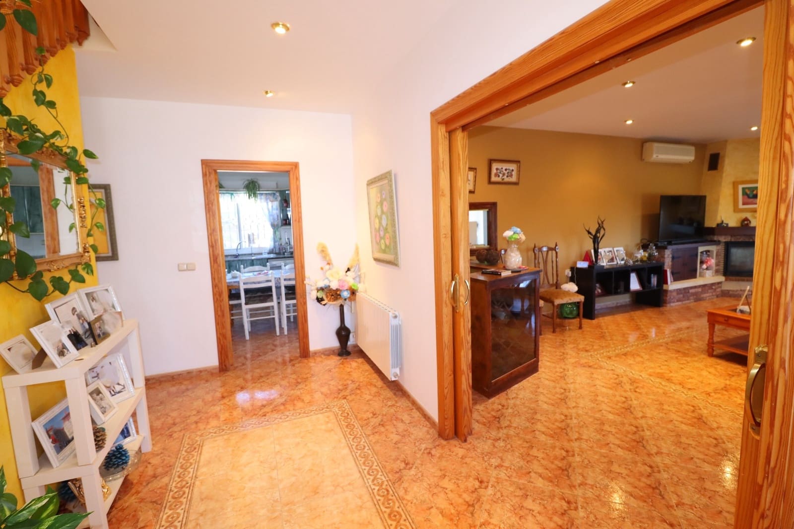 5 soveværelse Villa til salg i Puerto Lumbreras med swimmingpool garage - € 329.000 (Ref: 8760353)