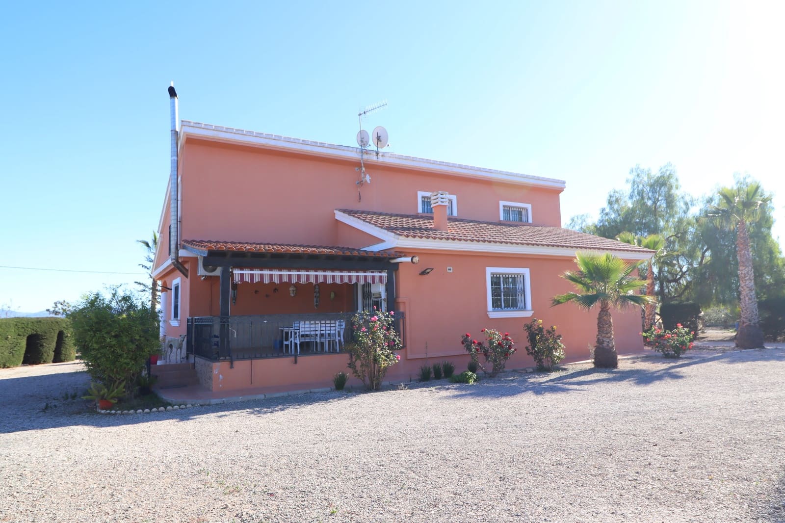 5 soveværelse Villa til salg i Puerto Lumbreras med swimmingpool garage - € 329.000 (Ref: 8760353)
