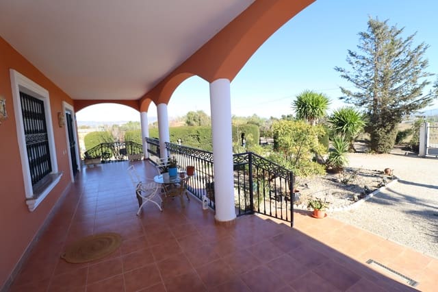 5 bedroom Villa for sale in Puerto Lumbreras with pool garage - € 335,000 (Ref: 8760353)