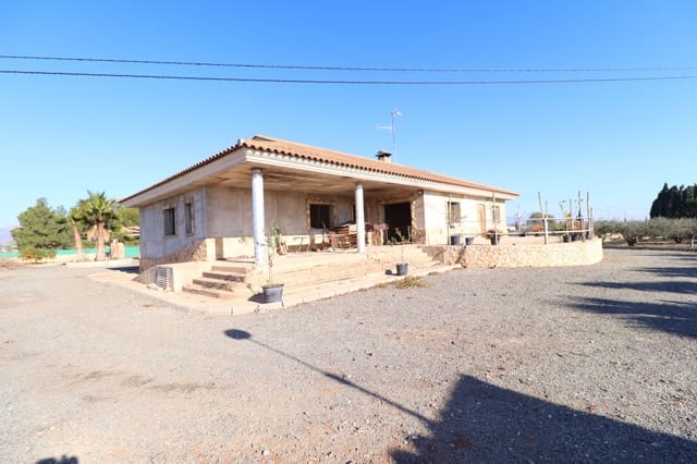 4 bedroom Villa for sale in Puerto Lumbreras with garage - € 250,000 (Ref: 8852313)