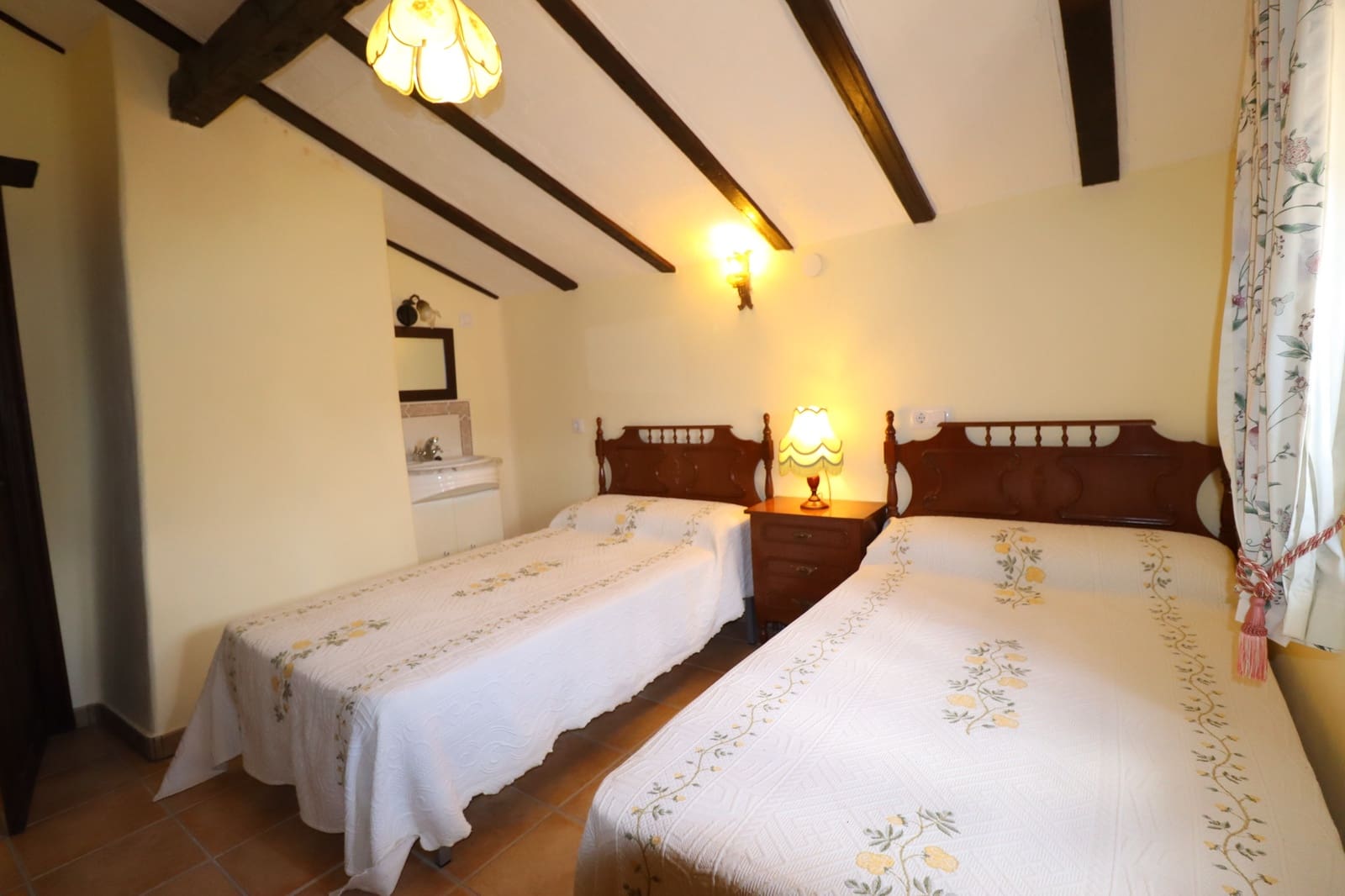 4 soveværelse Finca/Landehus til salg i Chirivel med garage - € 159.000 (Ref: 8901593)