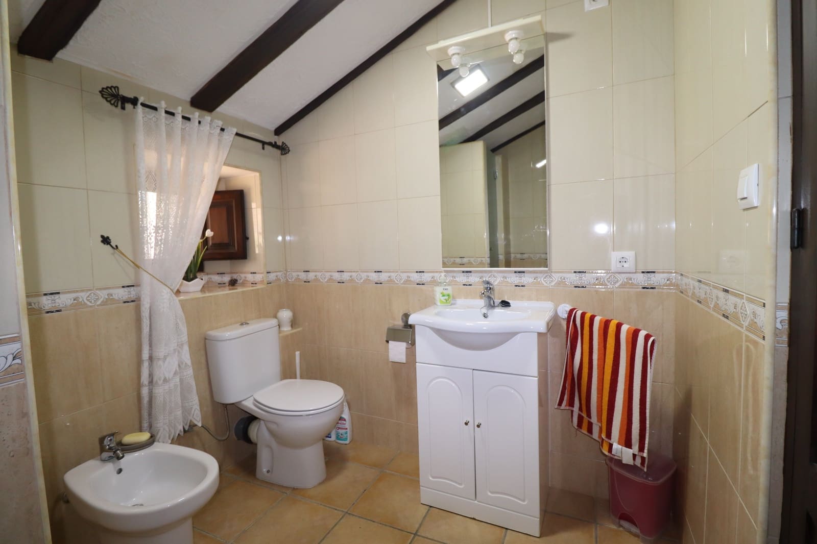 4 soveværelse Finca/Landehus til salg i Chirivel med garage - € 159.000 (Ref: 8901593)