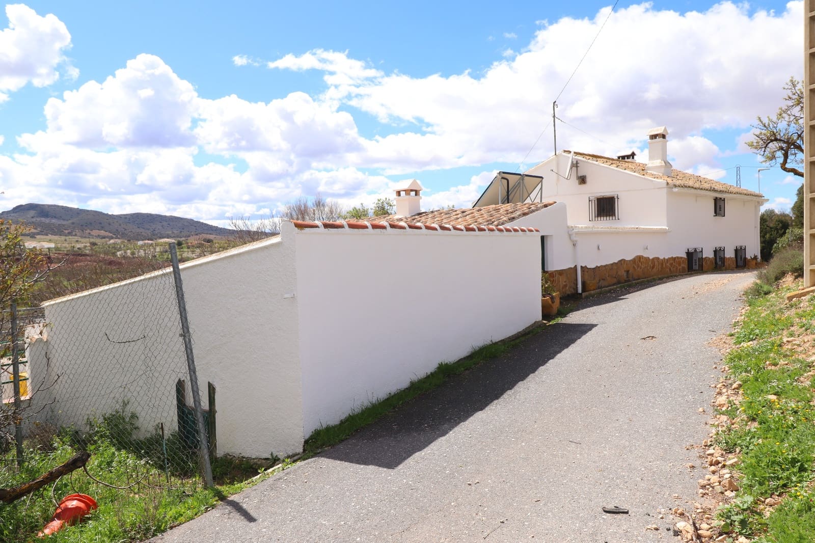 4 soveværelse Finca/Landehus til salg i Chirivel med garage - € 159.000 (Ref: 8901593)