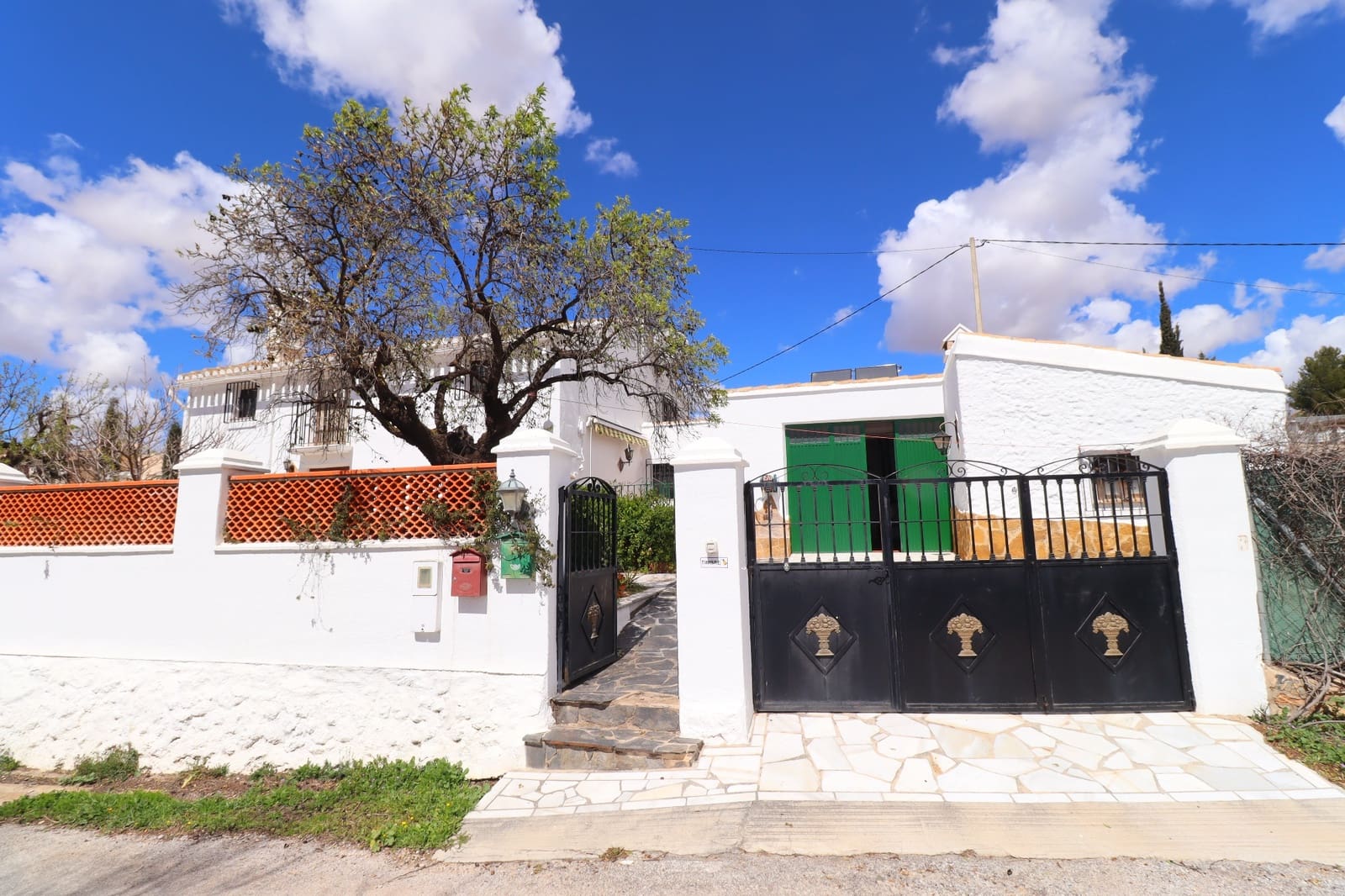 4 soveværelse Finca/Landehus til salg i Chirivel med garage - € 159.000 (Ref: 8901593)