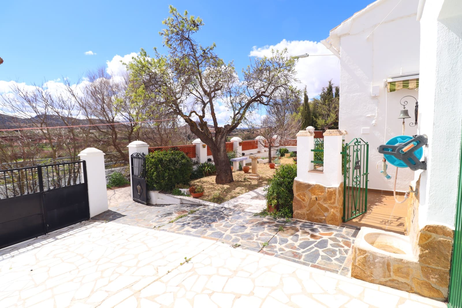 4 soveværelse Finca/Landehus til salg i Chirivel med garage - € 159.000 (Ref: 8901593)