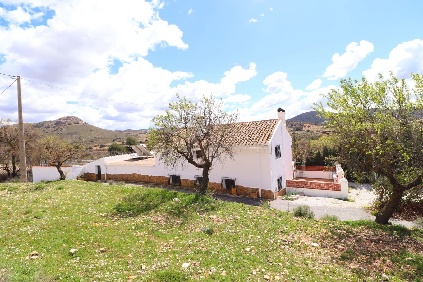 4 soveværelse Finca/Landehus til salg i Chirivel med garage - € 159.000 (Ref: 8901593)