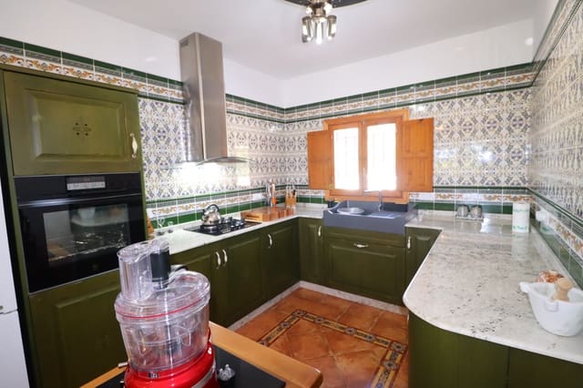 3 bedroom Finca/Country House for sale in Vélez-Blanco - € 179,990 (Ref: 8949187)