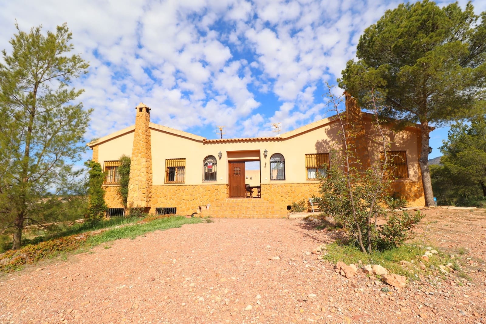 4 soveværelse Villa til salg i Aledo med garage - € 230.000 (Ref: 8956431)