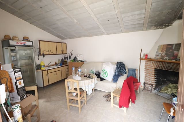 2 bedroom Finca/Country House for sale in Vélez-Blanco with garage - € 115,000 (Ref: 8987740)