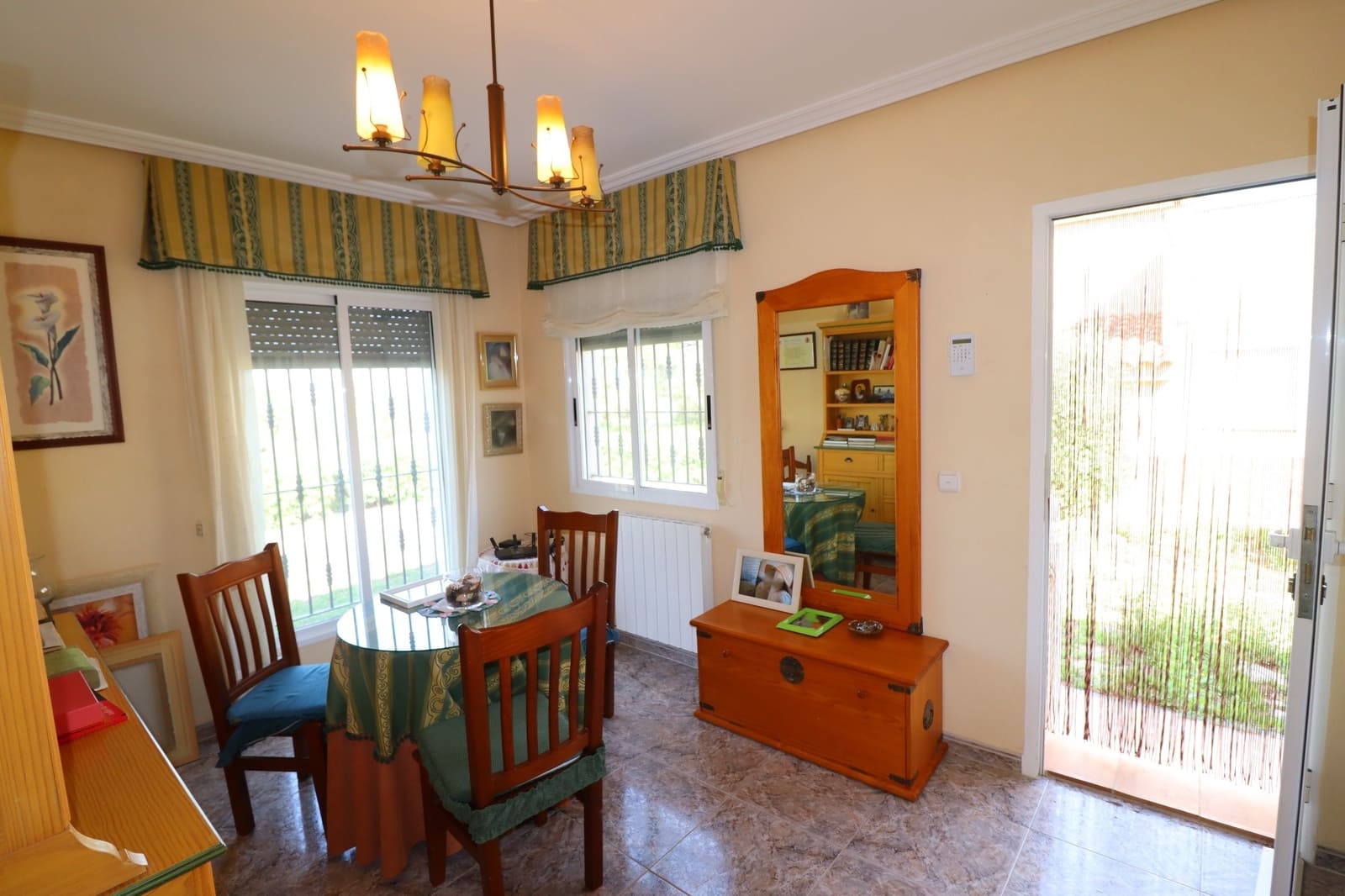 5 sovrum Villa till salu i Lorca med garage - 295 000 € (Ref: 9018730)