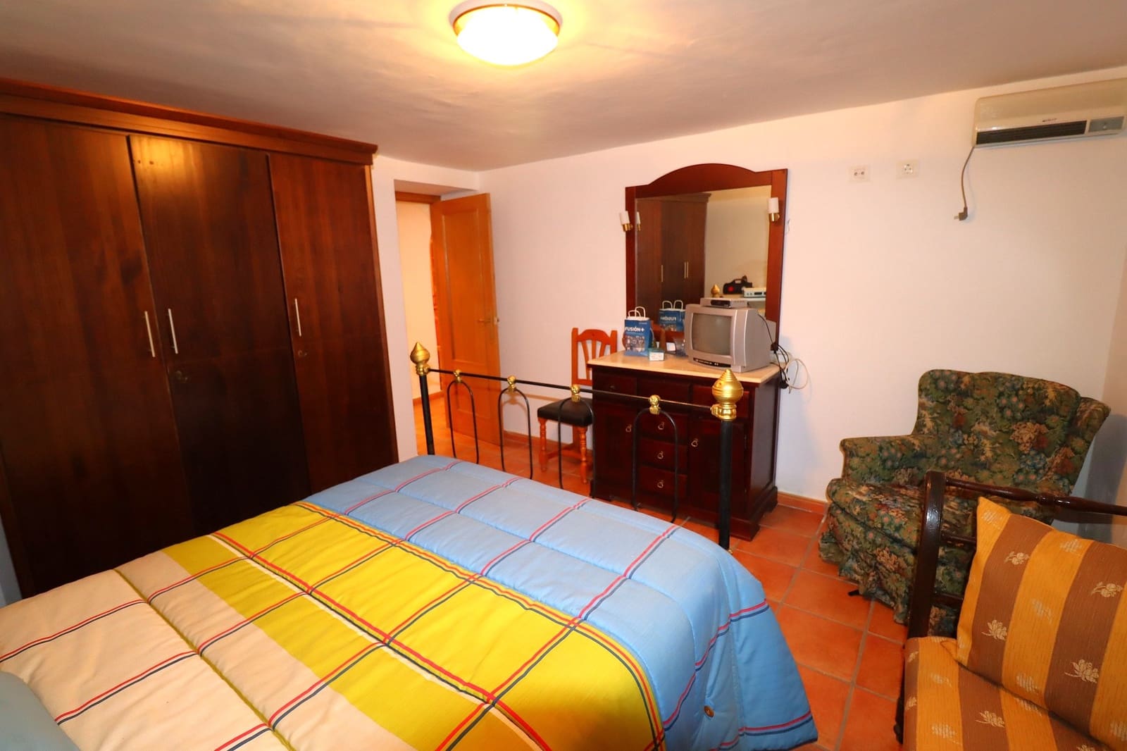 89 soveværelse Finca/Landehus til salg i Velez-Rubio med swimmingpool garage - € 415.000 (Ref: 9034660)