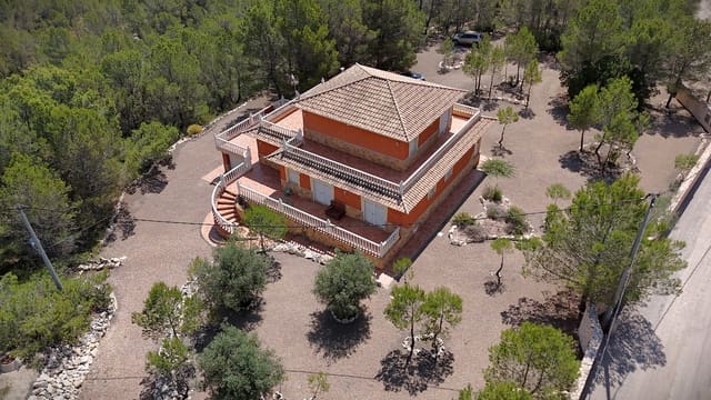 5 makuuhuone Huvila myytävänä paikassa La Parroquia, Lorca - 399 950 € (Ref: 9061889)