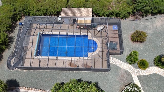 5 bedroom Villa for sale in Puerto Lumbreras with pool garage - € 349,000 (Ref: 9066844)
