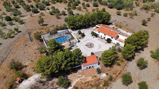 4 bedroom Finca/Country House for sale in Vélez-Rubio with pool garage - € 390,000 (Ref: 9168808)