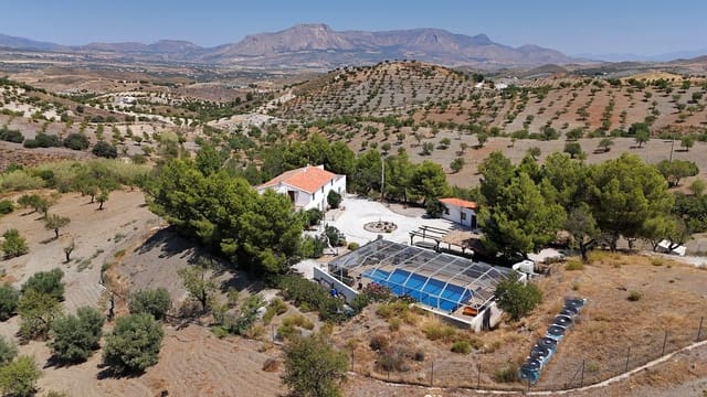 4 bedroom Finca/Country House for sale in Vélez-Rubio with pool garage - € 415,000 (Ref: 9168808)