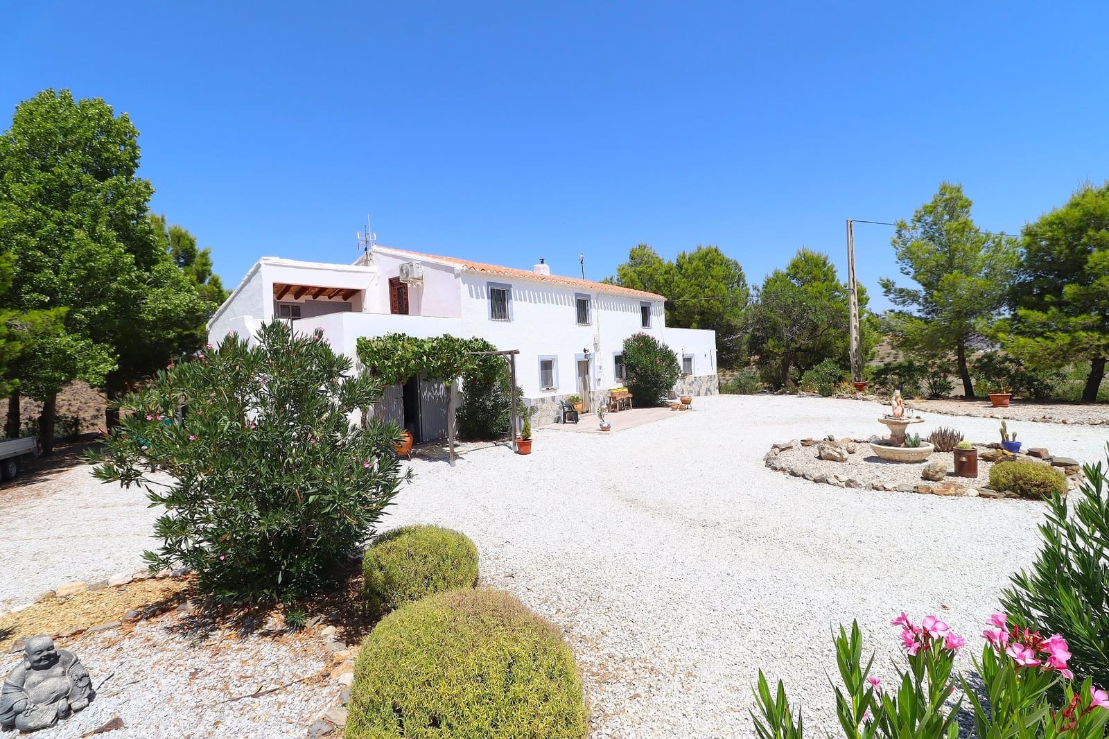 4 soveværelse Finca/Landehus til salg i Velez-Rubio med swimmingpool garage - € 390.000 (Ref: 9168808)