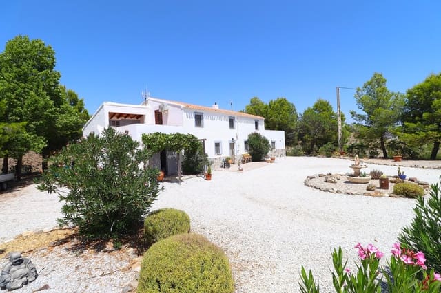 4 bedroom Finca/Country House for sale in Vélez-Rubio with pool garage - € 390,000 (Ref: 9168808)