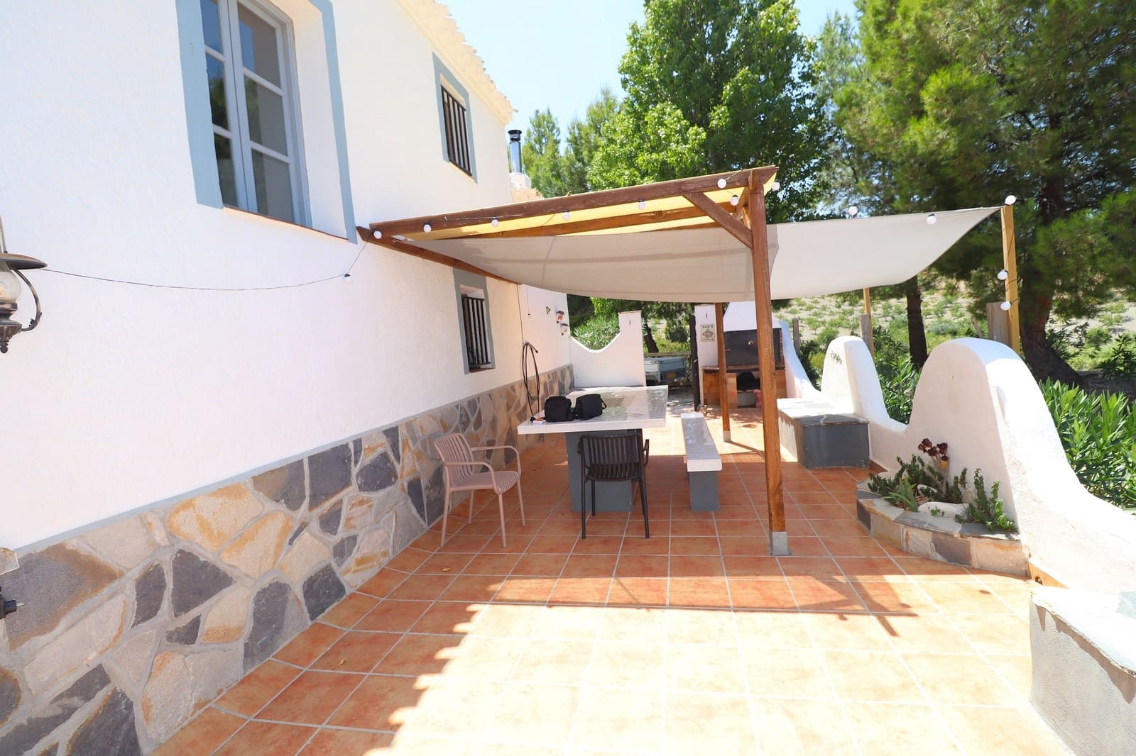 4 soveværelse Finca/Landehus til salg i Velez-Rubio med swimmingpool garage - € 390.000 (Ref: 9168808)