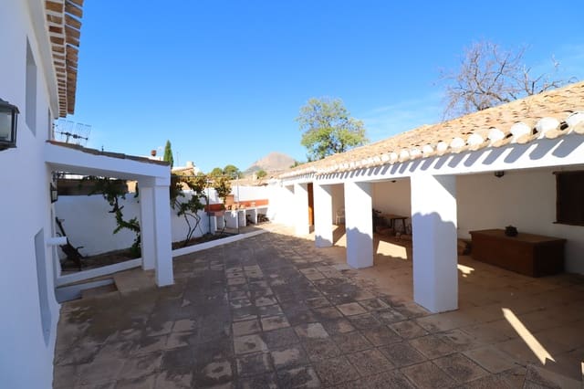 3 bedroom Finca/Country House for sale in Vélez-Blanco - € 180,000 (Ref: 9241130)