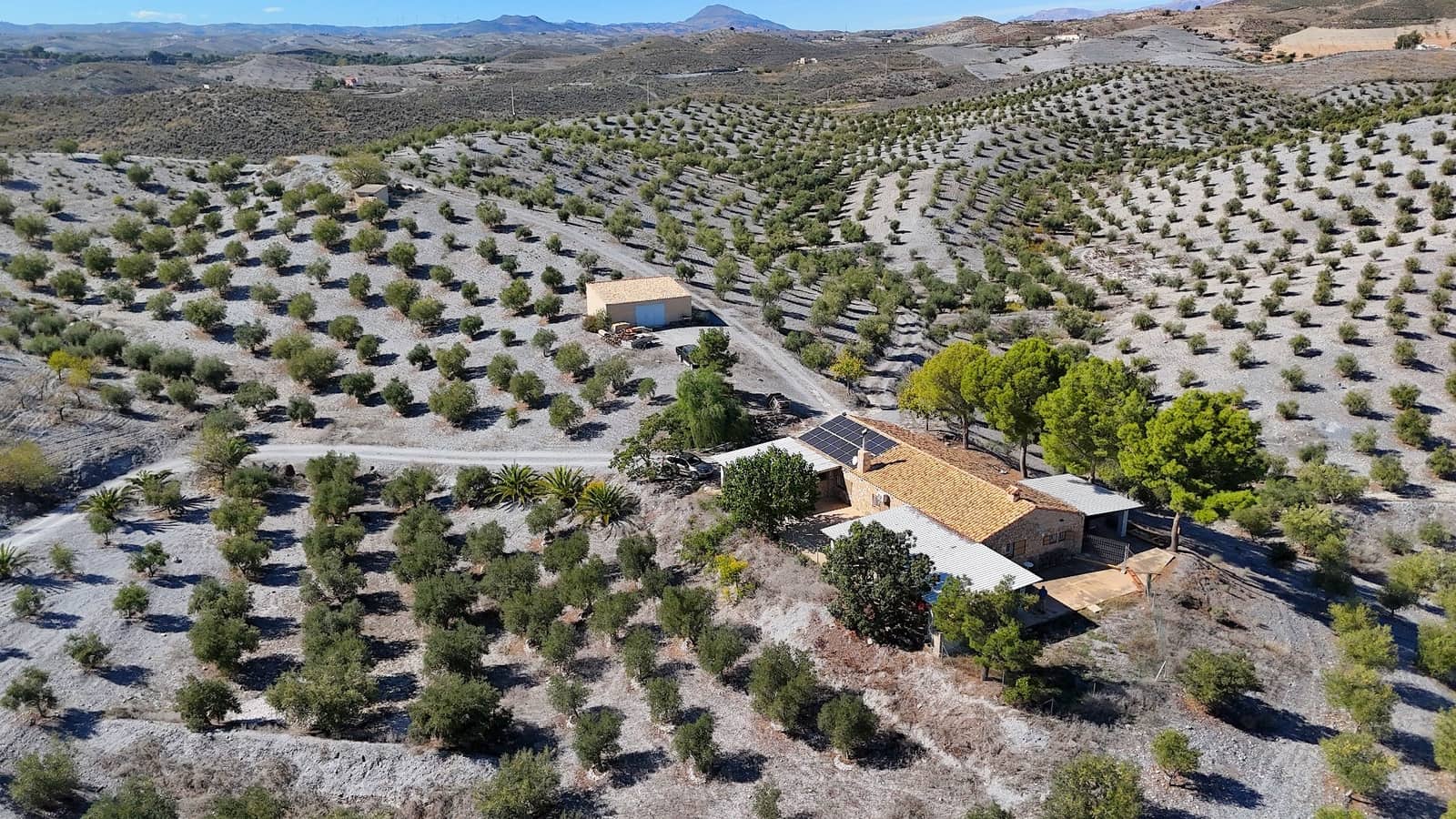 4 soveværelse Finca/Landehus til salg i Puerto Lumbreras med garage - € 389.000 (Ref: 9347787)