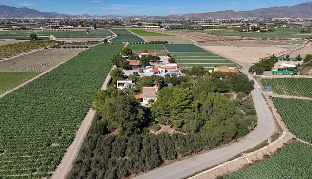 4 sypialnia Finka/Dom wiejski na sprzedaż w Lorca z basenem garażem - 265 000 € (Ref: 9379631)