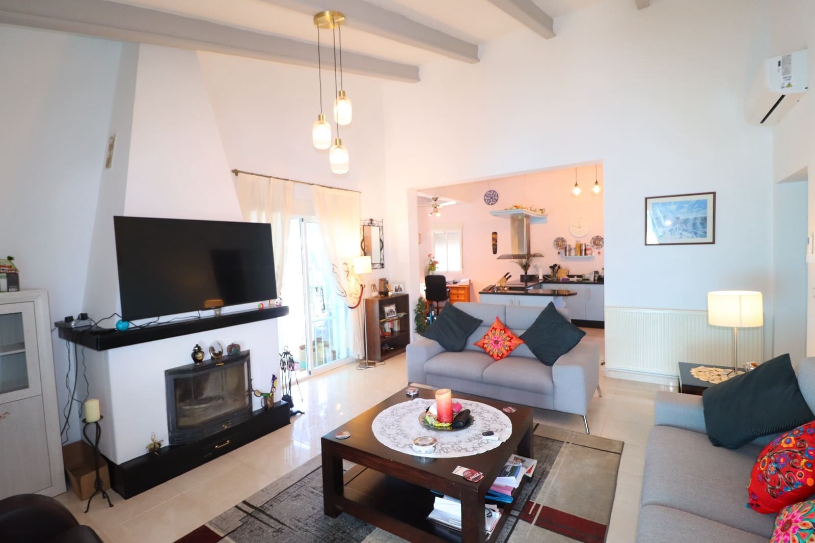 4 bedroom Villa for sale in Puerto Lumbreras with pool garage - € 325,000 (Ref: 9404575)