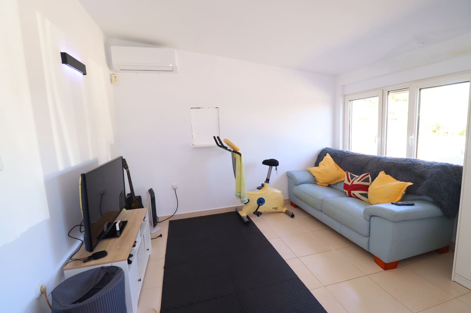 4 bedroom Villa for sale in Puerto Lumbreras with pool garage - € 325,000 (Ref: 9404575)