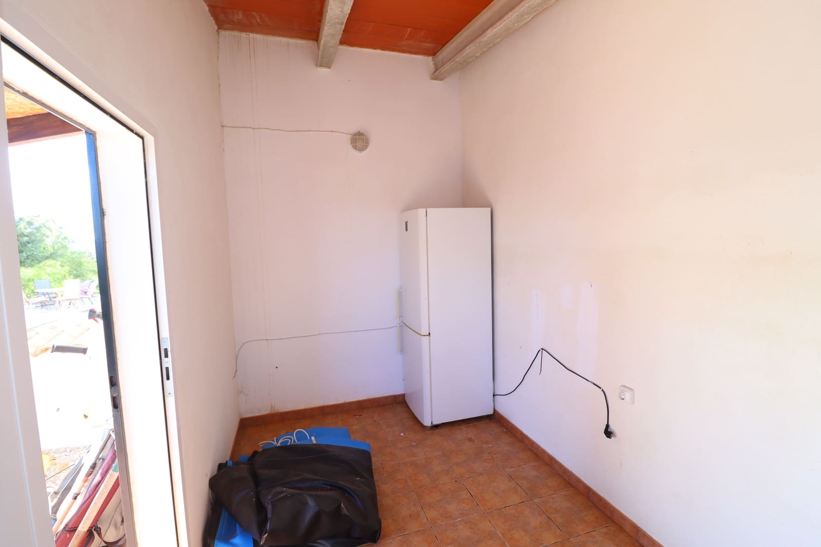 4 bedroom Villa for sale in Puerto Lumbreras with pool garage - € 325,000 (Ref: 9404575)