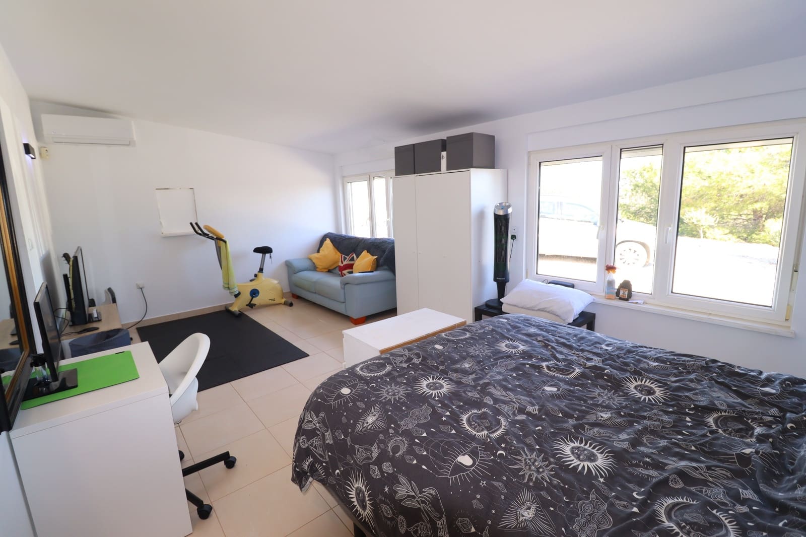 4 bedroom Villa for sale in Puerto Lumbreras with pool garage - € 325,000 (Ref: 9404575)