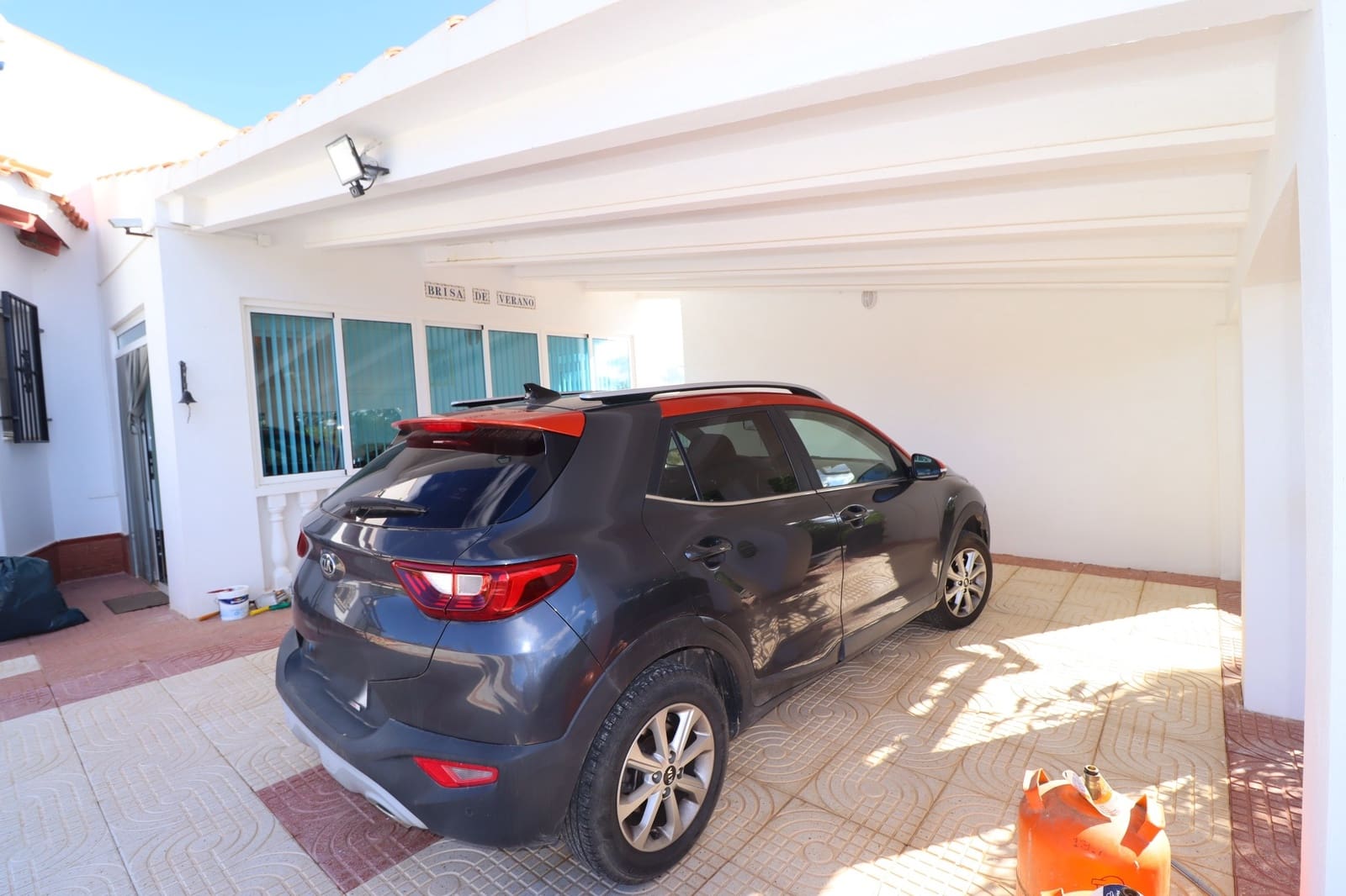 4 bedroom Villa for sale in Puerto Lumbreras with pool garage - € 325,000 (Ref: 9404575)