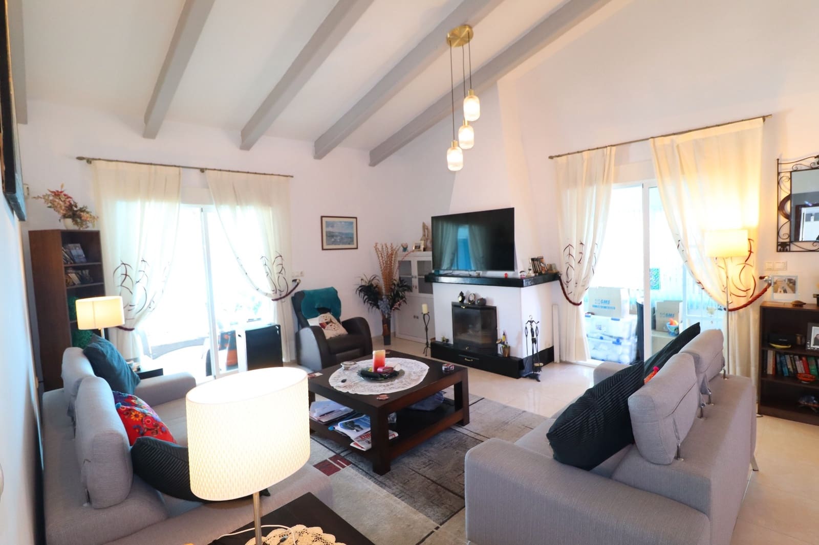 4 bedroom Villa for sale in Puerto Lumbreras with pool garage - € 325,000 (Ref: 9404575)