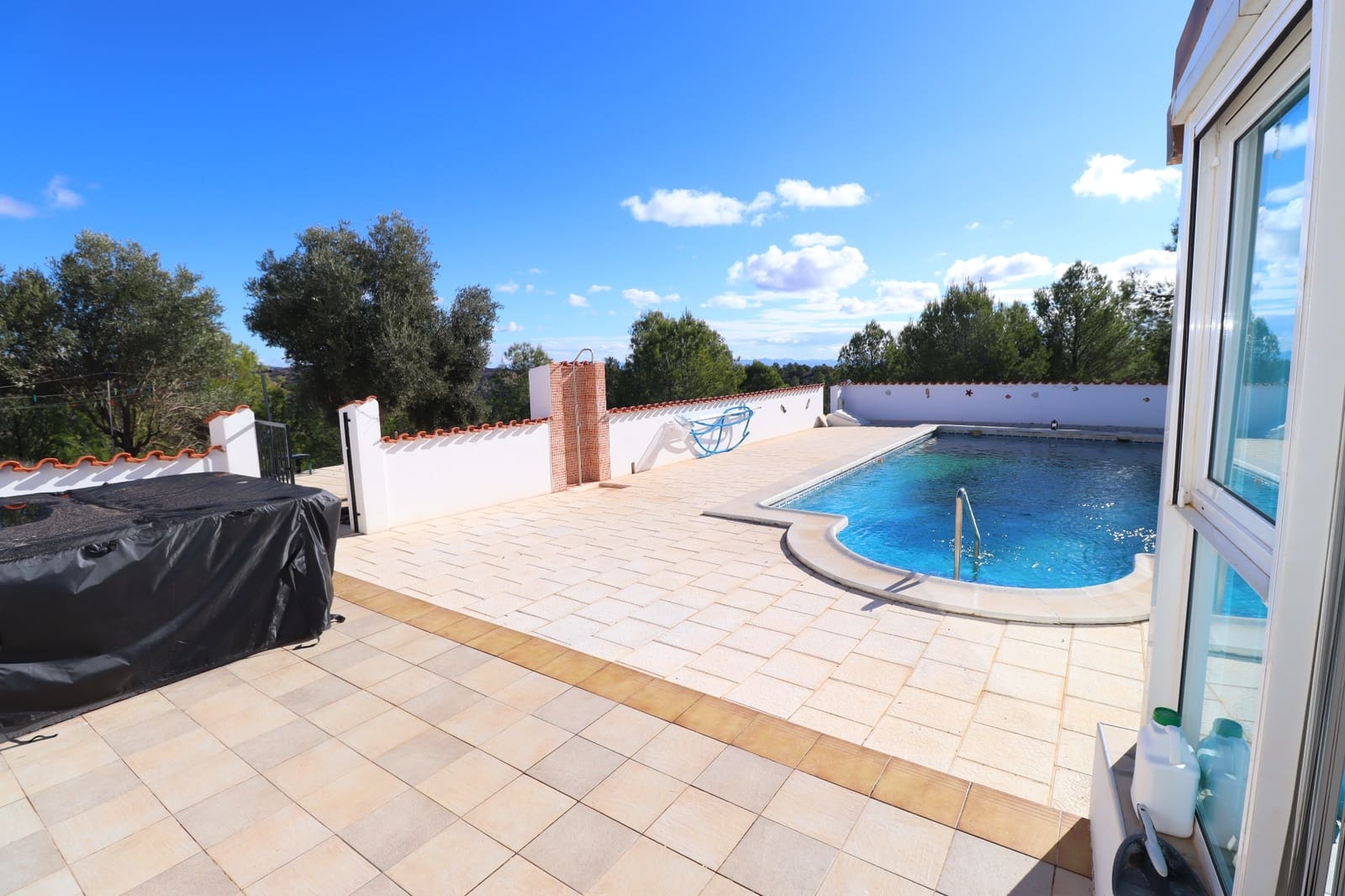 4 bedroom Villa for sale in Puerto Lumbreras with pool garage - € 325,000 (Ref: 9404575)