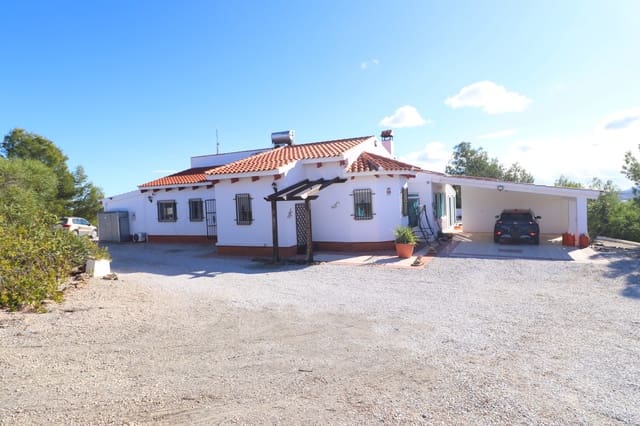 4 bedroom Villa for sale in Puerto Lumbreras with pool garage - € 325,000 (Ref: 9404575)