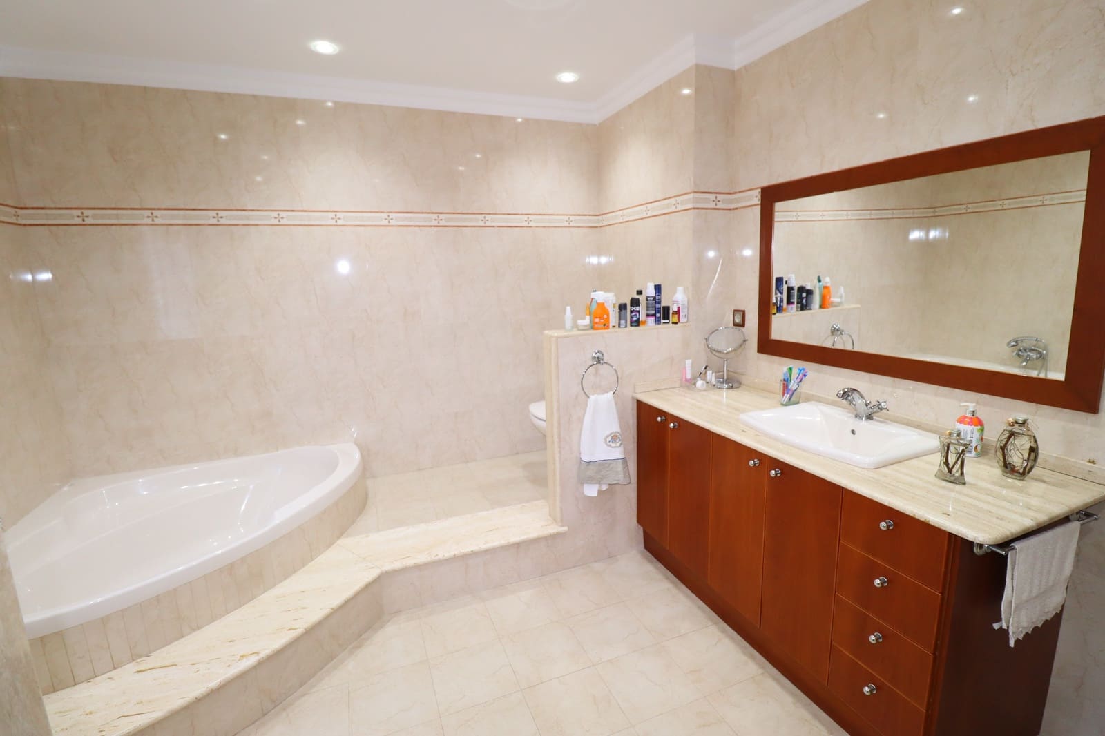 4 Zimmer Villa zu verkaufen in Lorca mit Garage - 475.000 € (Ref: 9469809)