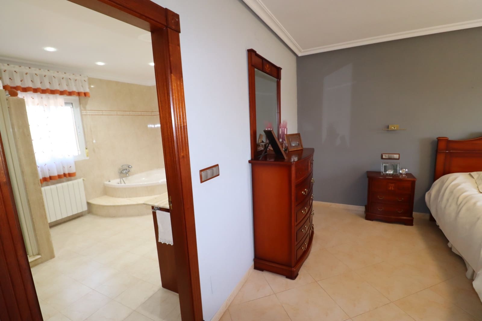 4 Zimmer Villa zu verkaufen in Lorca mit Garage - 475.000 € (Ref: 9469809)