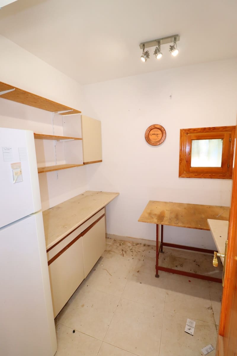 5 bedroom Finca/Country House for sale in Purias with pool garage - € 229,000 (Ref: 9543936)