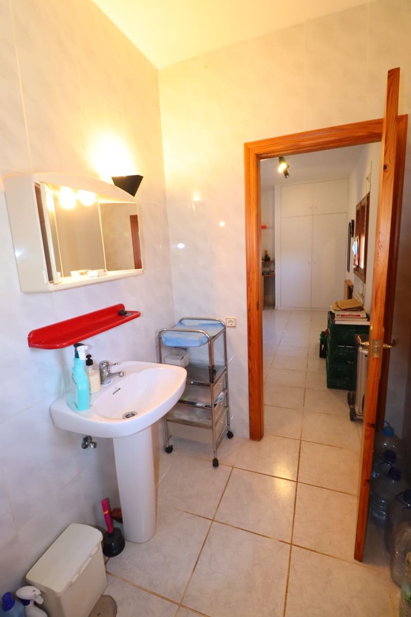 5 bedroom Finca/Country House for sale in Purias with pool garage - € 229,000 (Ref: 9543936)