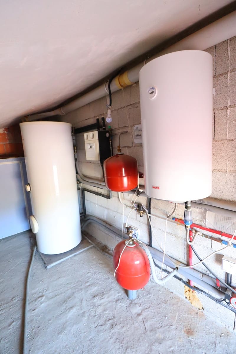 5 bedroom Finca/Country House for sale in Purias with pool garage - € 229,000 (Ref: 9543936)