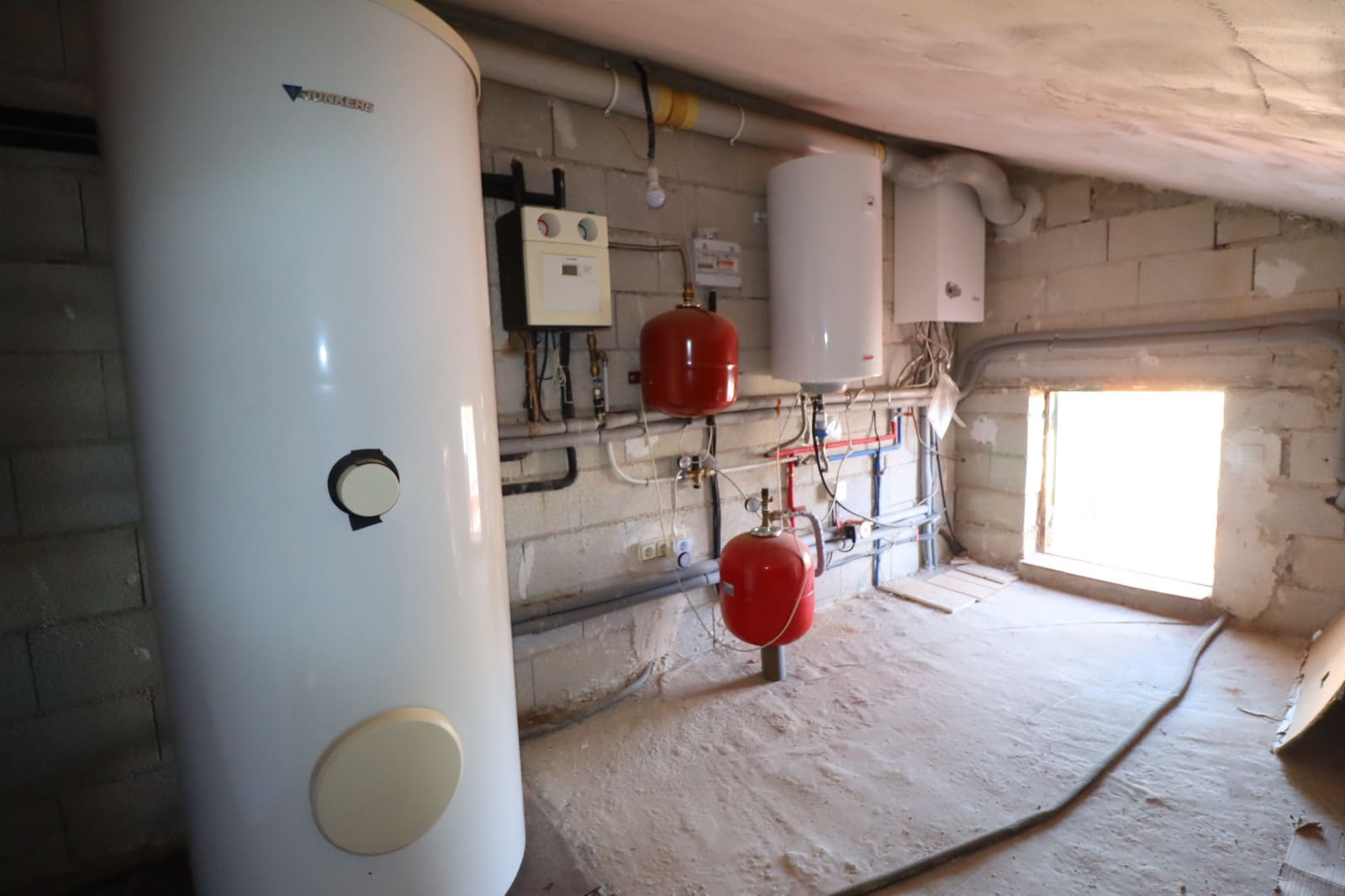 5 bedroom Finca/Country House for sale in Purias with pool garage - € 229,000 (Ref: 9543936)