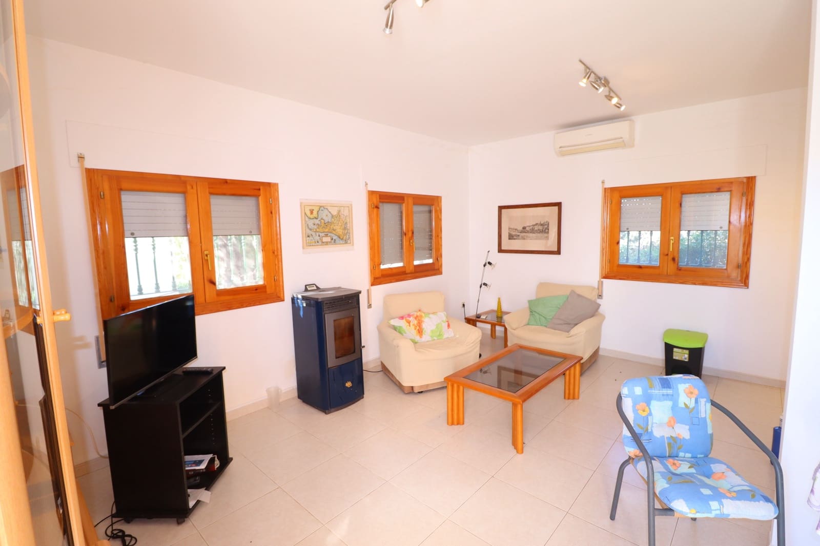 5 bedroom Finca/Country House for sale in Purias with pool garage - € 229,000 (Ref: 9543936)