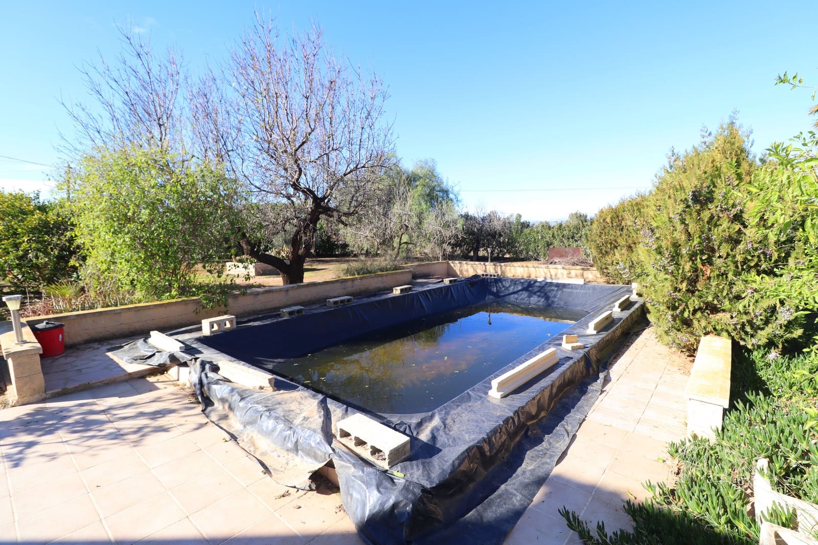 5 bedroom Finca/Country House for sale in Purias with pool garage - € 229,000 (Ref: 9543936)