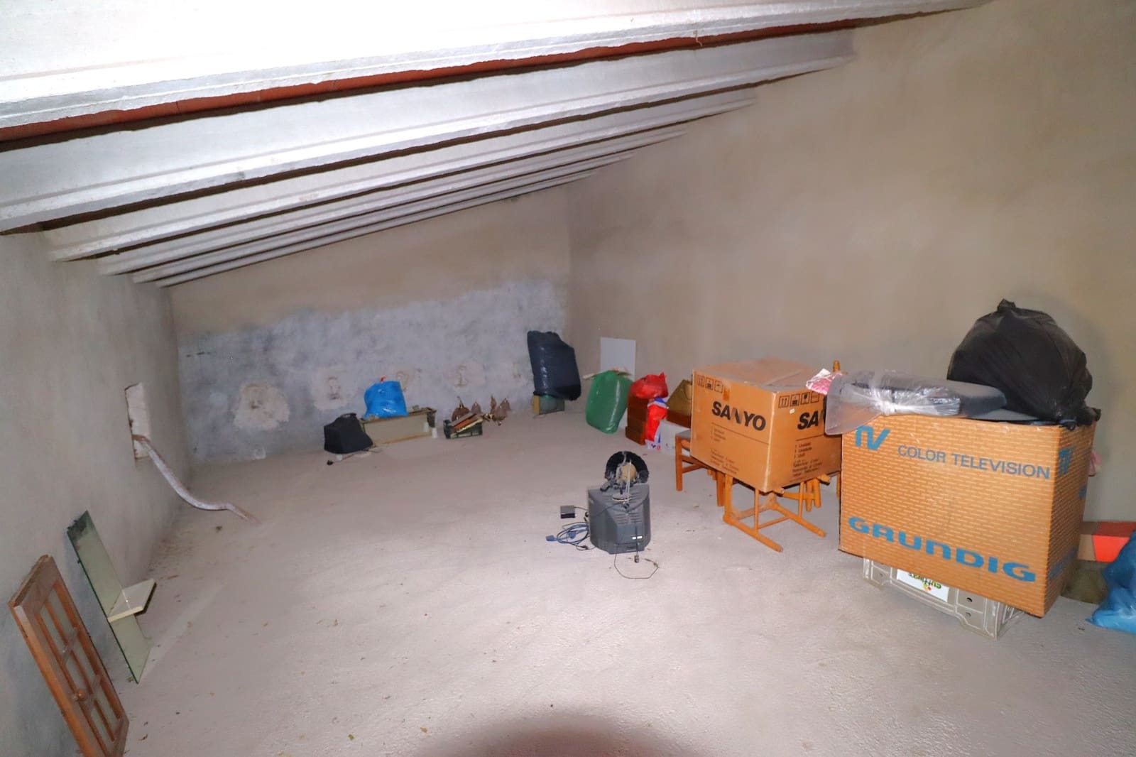 3 bedroom Finca/Country House for sale in Velez-Rubio with garage - € 160,000 (Ref: 9552989)