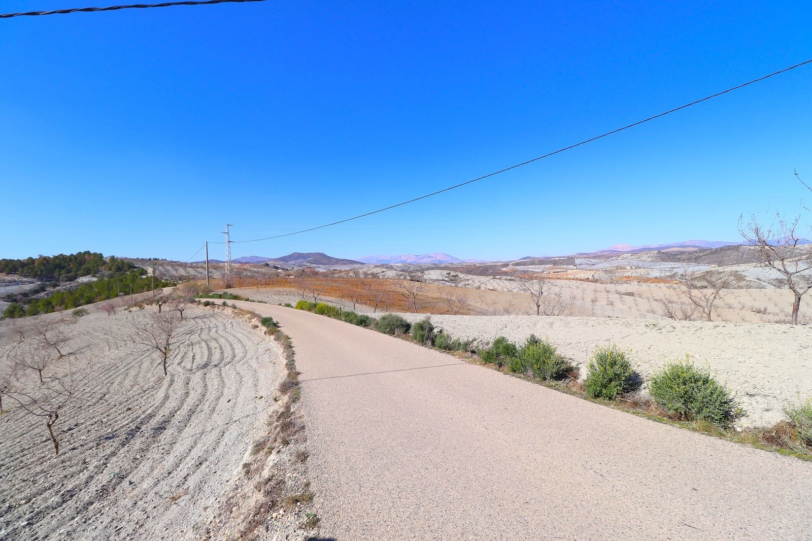 3 bedroom Finca/Country House for sale in Velez-Rubio with garage - € 160,000 (Ref: 9552989)