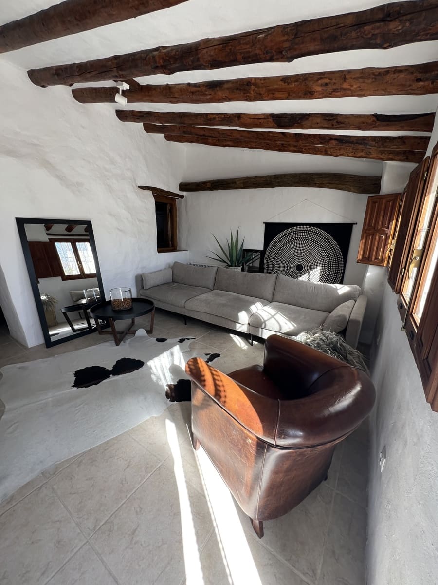 8 soverom Finca/Herregård til salgs i Velez-Rubio med svømmebasseng garasje - € 399 000 (Ref: 9614528)