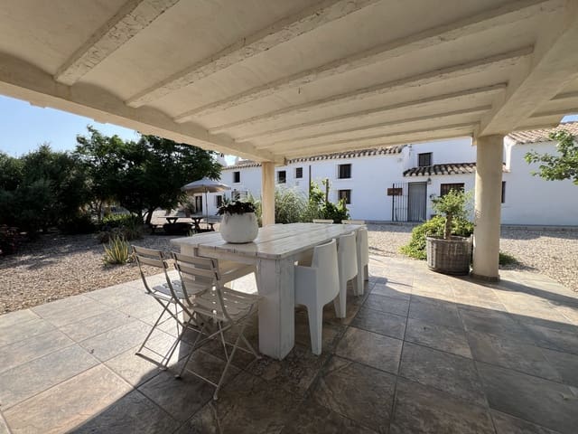 8 soverom Finca/Herregård til salgs i Vélez-Rubio med svømmebasseng garasje - € 399 000 (Ref: 9614528)