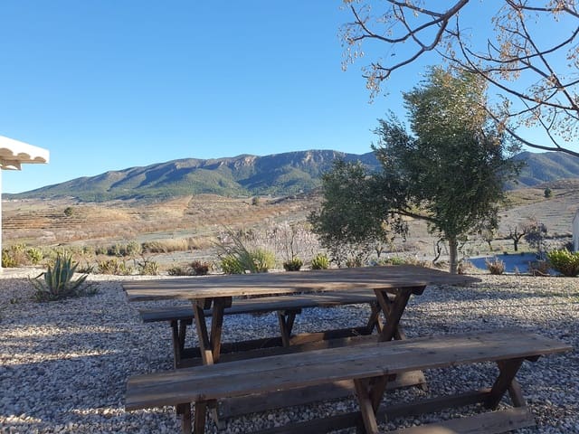 8 soverom Finca/Herregård til salgs i Vélez-Rubio med svømmebasseng garasje - € 399 000 (Ref: 9614528)