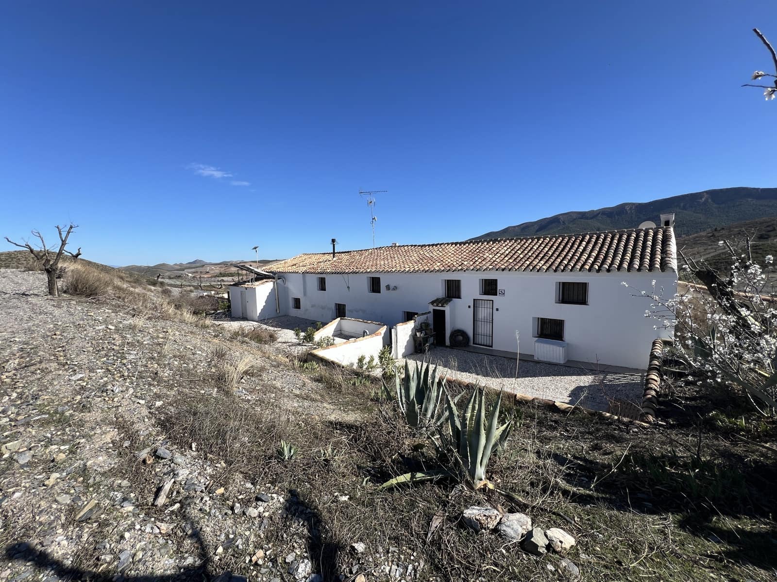 8 soverom Finca/Herregård til salgs i Velez-Rubio med svømmebasseng garasje - € 399 000 (Ref: 9614528)