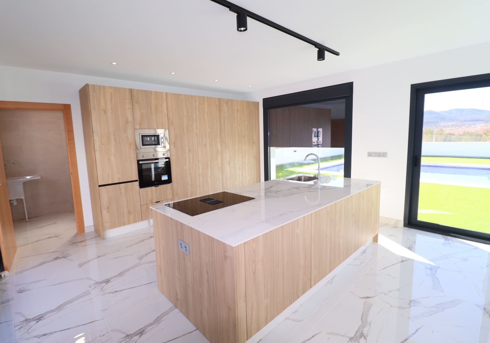 3 sovrum Villa till salu i Purias med pool - 390 000 € (Ref: 9673631)